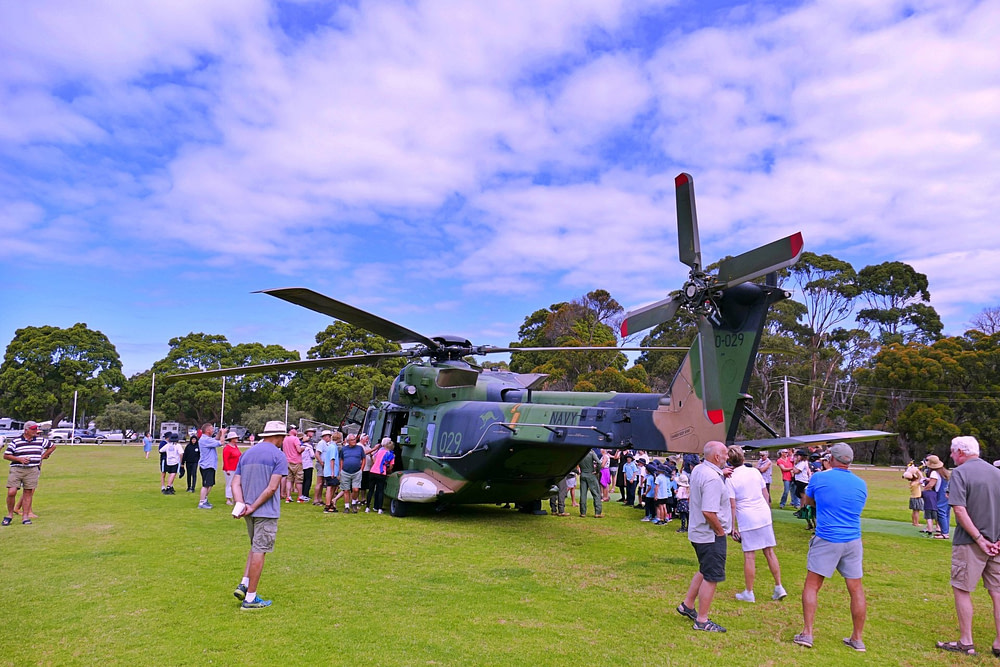 HMAS-Choules 13